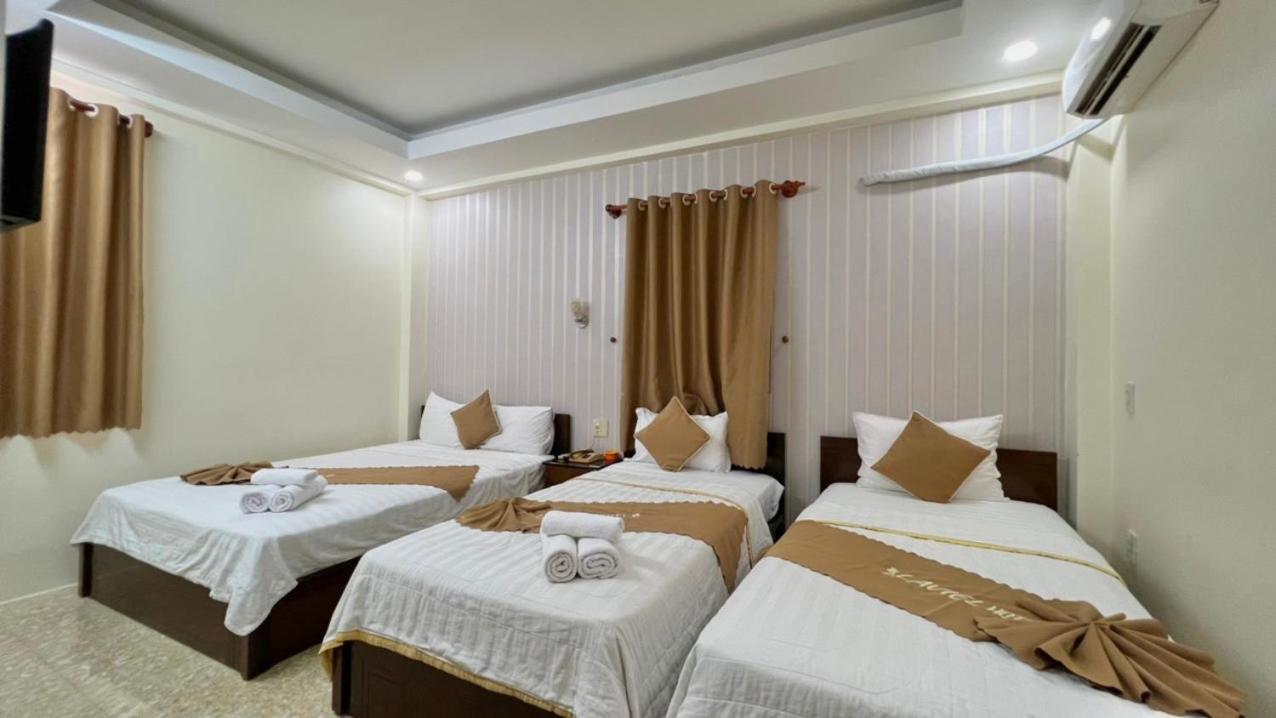 Hà Phương Hotel Can Tho Esterno foto
