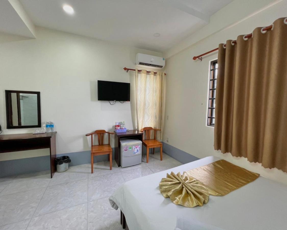 Hà Phương Hotel Can Tho Esterno foto